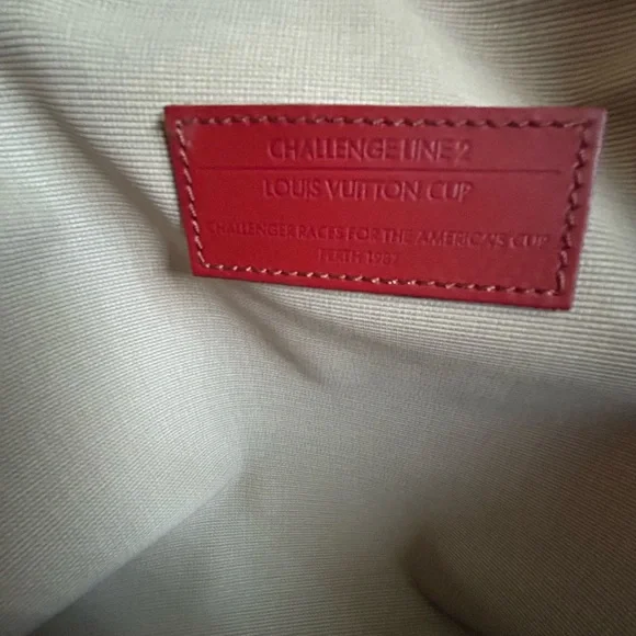 Louis Vuitton 1987 Vintage Men's Red Leather Messenger Bag - Picture 4 of 13